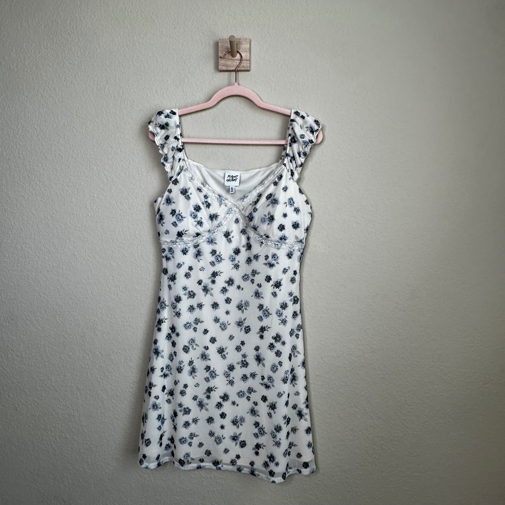Planet Heart Floral Mesh Mini Dress XL Blue Rose Lace Trim Ruffle Sleeve Cream